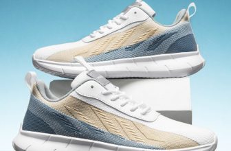 A Pair Of Unisex Casual